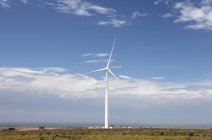 Turbina eólica em parques eólicos em Jeffreys Bay, Western Cape, África do Sul
. — Fotografia de Stock