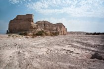 Roca erosionada en la costa de Israel . - foto de stock