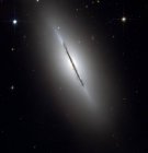 Galaxia husillo (NGC 5866), imagen óptica . - foto de stock