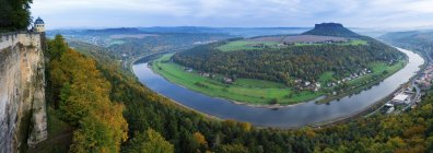 Scenic view of River Elbe bank, Saxon Switzerland, Saxony, Germany. — Stock Photo