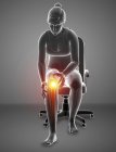 Сидячи в кріслі жіночий силует з болем в коліні, цифрова ілюстрація . — стокове фото