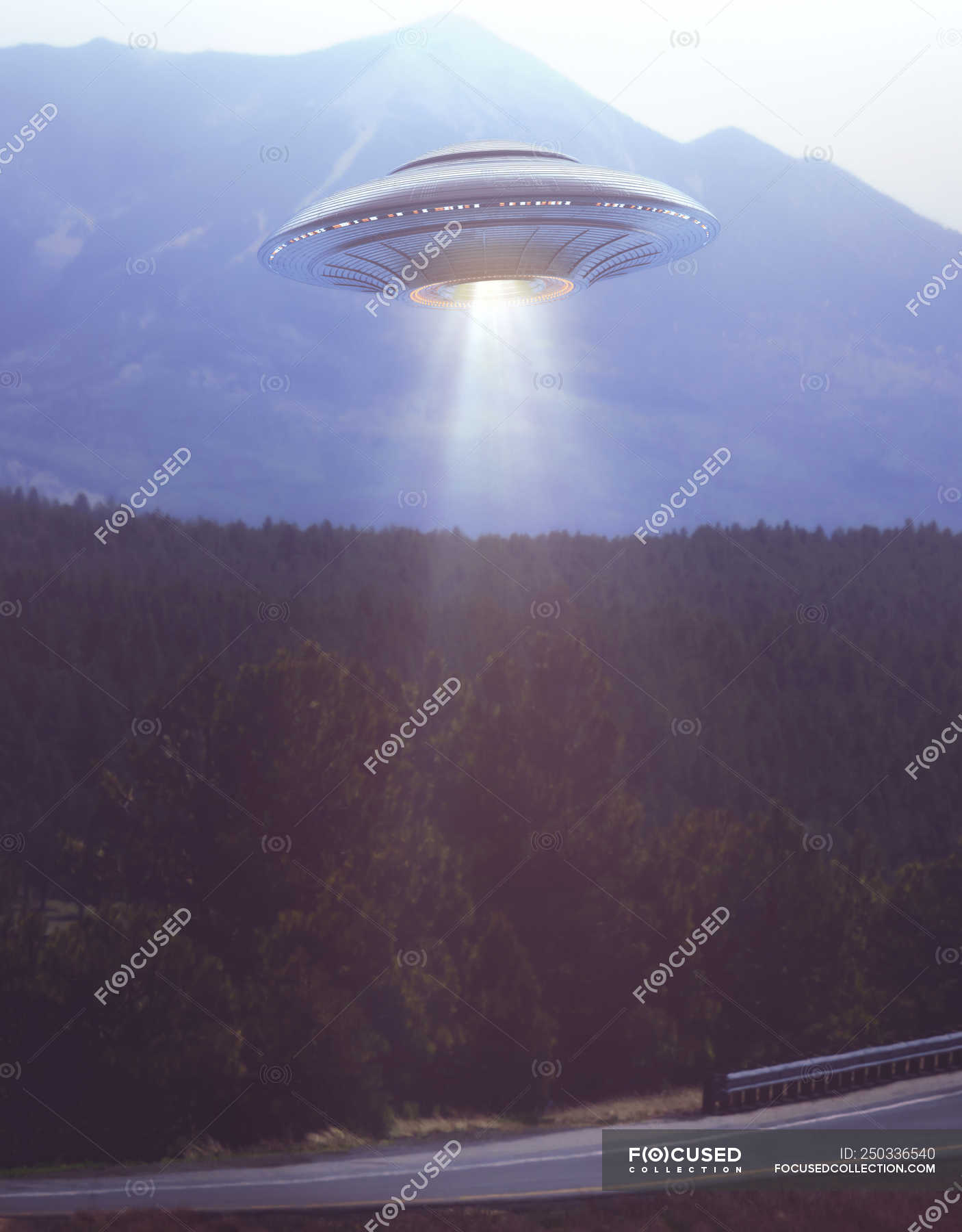 Ufo. Ufo люкевич. Нло в зимбабве. Нло на белом фоне. Античность нло.