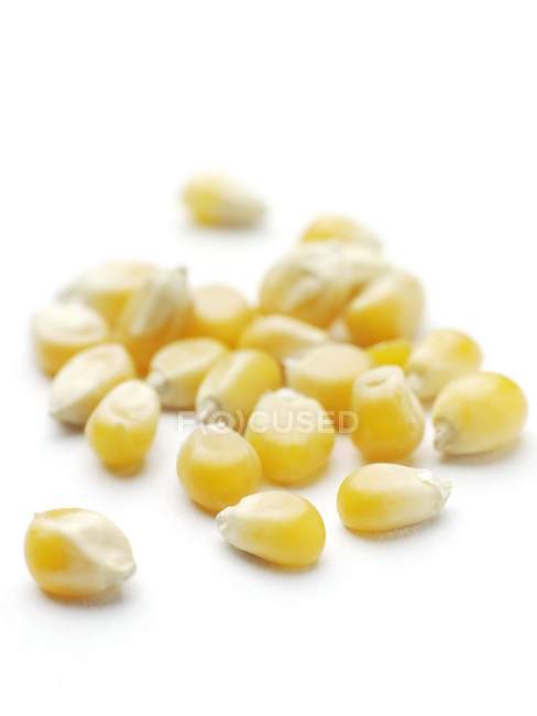 Close-up de grãos de milho popping . — Fotografia de Stock