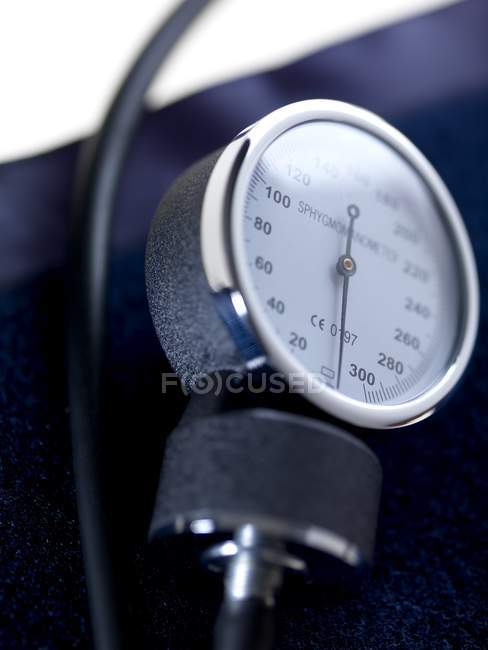 Manómetro de presión arterial. primer plano
. - foto de stock