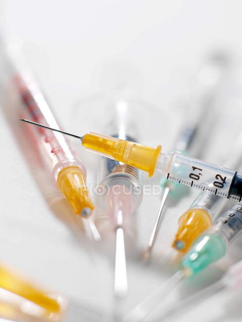 Close-up view of medical syringes. — Stock Photo