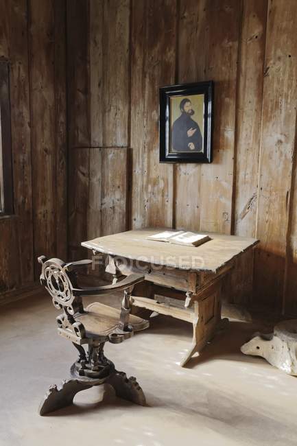 Martin Luther room in Wartburg medieval castle, Eisenach, Thuringia, Germany. — Stock Photo