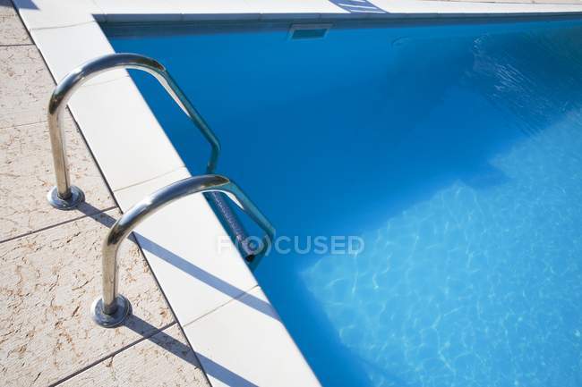 Swimming pool steps — Stock Photo