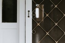 Porta di vetro in casa — Foto stock