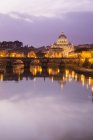 Basilica di San Pietro al tramonto — Foto stock
