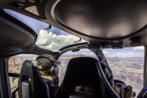 Вертолітний тур в Гранд-Каньйон Національний парк, штат Арізона, США — стокове фото