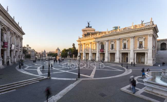 Площа Капітолію у туристів — стокове фото