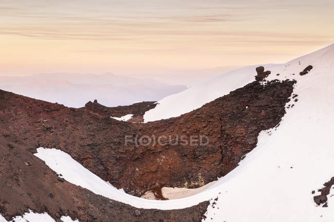 Puesta de sol en el Parque Nacional del Etna Norte - foto de stock
