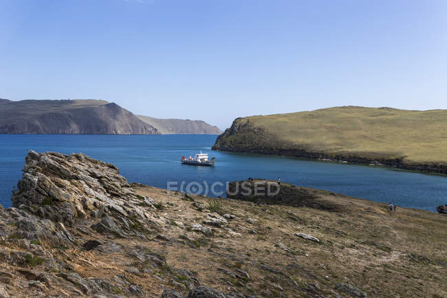 Ferry arriving to Olkhon Island — Stock Photo