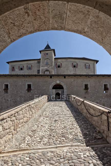 Entrada do Castelo Thun — Fotografia de Stock