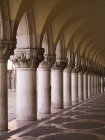 Piliers Et Arches à Venise — Photo de stock