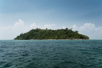 Острів комарів; Острови Пхі-Пхі — стокове фото