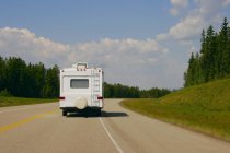 Camper riding On Highway — Stock Photo
