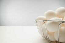 Все яйца в одной корзине — стоковое фото