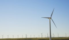 Поле ветряных турбин — стоковое фото