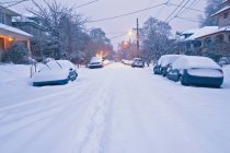 Neve che copre Street — Foto stock