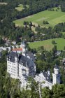 Castello bavarese sul fianco della montagna — Foto stock