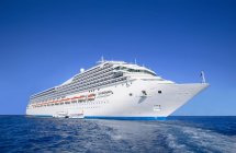 Cruise Ship; Caribbean — Stock Photo