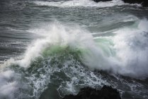 Большие волны — стоковое фото