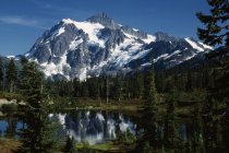 Гора Shuksan в Вашингтон каскади — стокове фото