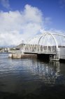 Nuevo y moderno puente de sonido Achill - foto de stock