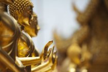 Le mani di Buddha distese — Foto stock