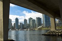 Sob uma ponte, Vancouver , — Fotografia de Stock