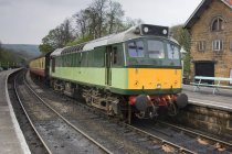 Tren, Grosmont, Yorkshire del Norte, Inglaterra - foto de stock