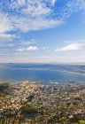 Вид на Кейптаун с Столовой горы, Южная Африка — стоковое фото