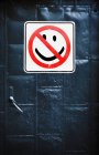 Kein lächelndes Zeichen — Stockfoto