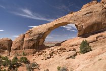 По дузі утворення в арках національний парк — стокове фото