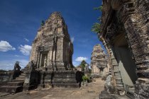 Ruinas del Templo en el Noroeste de Camboya - foto de stock