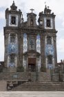 Церковь Санто-Ильденфонсу — стоковое фото