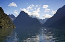 Milford Sound, Nueva Zelanda - foto de stock