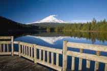 Lac Trillium, Oregon, États-Unis — Photo de stock