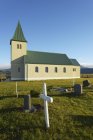Iglesia de Faskrudarbakki, Islandia - foto de stock