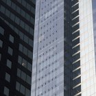 Lado de las torres de oficinas - foto de stock
