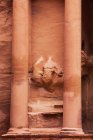 Gemeißelter Sandstein in der Schatzkammer — Stockfoto