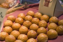 Tray of japanese buns — Stock Photo