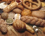 Various types of breads — Stock Photo
