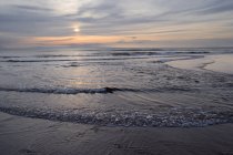 Атлантичний океан та пляжу, на мисі Тернер — стокове фото