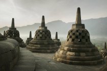 Боробудур храм на вершині — стокове фото