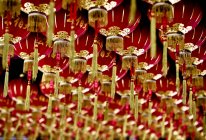 Rangées de lanternes chinoises — Photo de stock