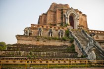 Wat Phra Singh en Thaïlande — Photo de stock