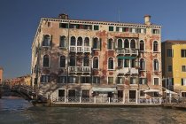 Building On Grand Canal — Stock Photo