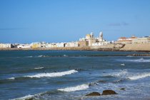 Ciudad costera de Cádiz - foto de stock